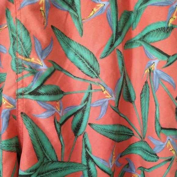 Charleston Threads ~Men's Size XL Coral Hawaiian Floral Swim Shorts. - Picture 2 of 4
